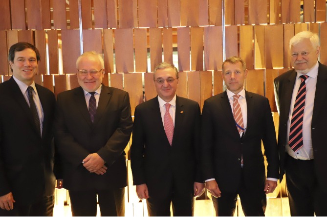 ԱԳ նախարարը` միջնորդներին. Բաքվի քայլերը լրջագույն վտանգ են ներկայացնում արցախյան հիմնախնդրի խաղաղ գործընթացին