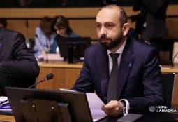 Армения вновь подтверждает готовность незамедлительно подписать мирное соглашение с Азербайджаном 