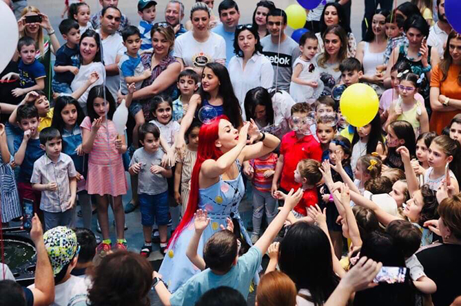 ՎՏԲ-Հայաստան Բանկը կազմակերպել էր միջոցառում իր աշխատակիցների երեխաների համար ՎՏԲ-Հայաստան Բանկը կազմակերպել էր միջոցառում իր աշխատակիցների երեխաների համար