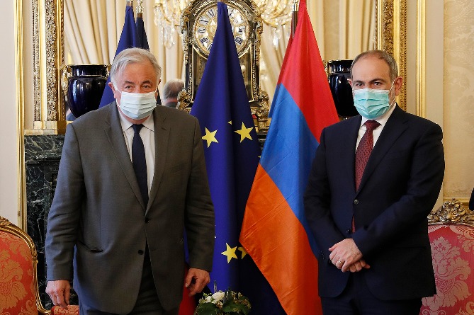 Глава Сената: Франция обеспокоена территориальной целостностью Армении и занимается вопросом возвращения армянских военнопленных из Азербайджана