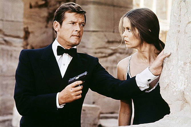 Скончался самый "долгоиграющий" исполнитель роли Джеймса Бонда