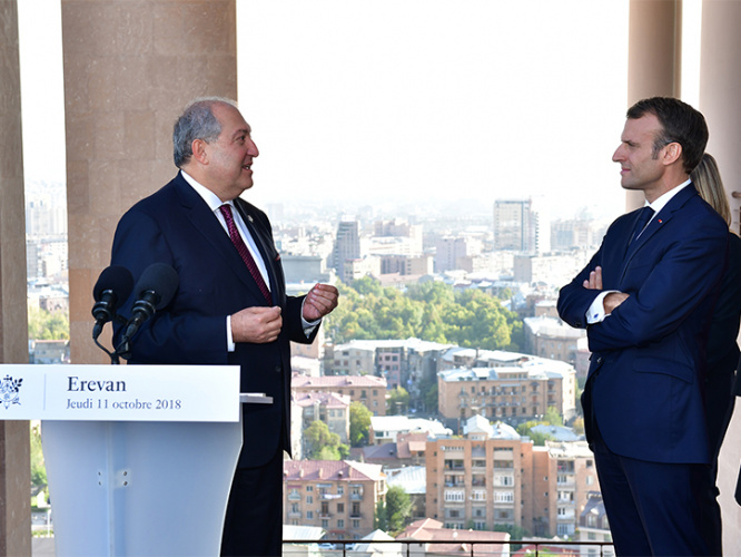 Макрон – Саркисяну о Геноциде армян: Франция продолжает бок о бок с Арменией вести борьбу во имя справедливости и истины