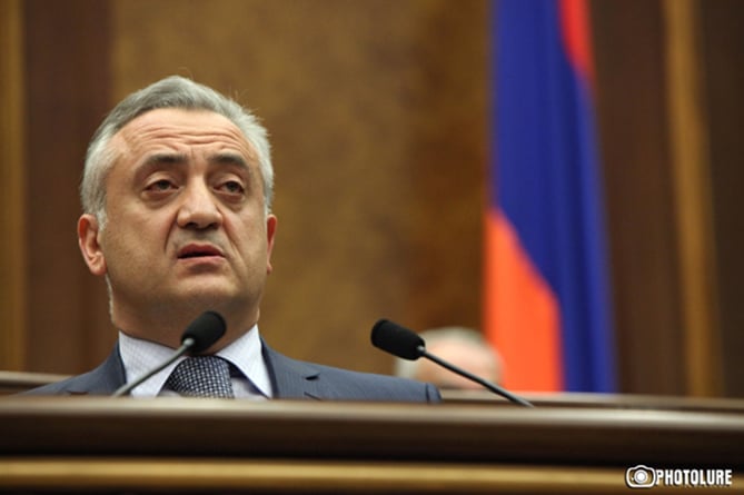 ՀՀ ԿԲ նախագահը հրաժարական կտա ՀՀ ԿԲ նախագահը հրաժարական կտա