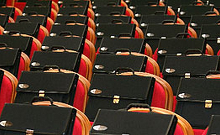 Кардинальных изменений в политике нового правительства Армении не будет - эксперт