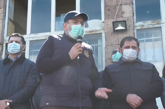 Пашинян увязал безопасность Армении с сотрудничеством с Россией. Он призвал ликвидировать вражду в регионе (ВИДЕО) Пашинян увязал безопасность Армении с сотрудничеством с Россией. Он призвал ликвидировать вражду в регионе (ВИДЕО)