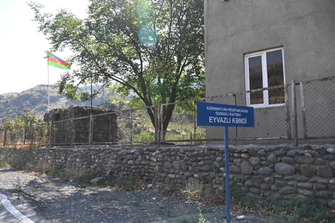 Азербайджанская Полиция близ дороги Горис-Капан проверяет документы иранских грузовиков, СНБ Армении разбирается в ситуации 