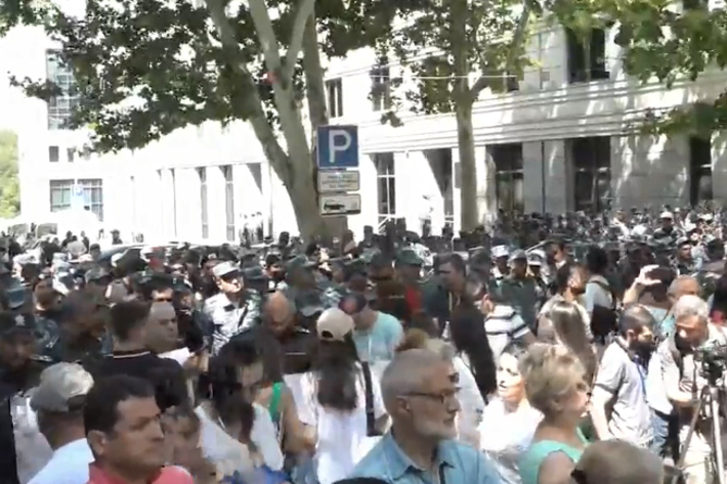   Армянская оппозиция озвучила свои ожидания от России  