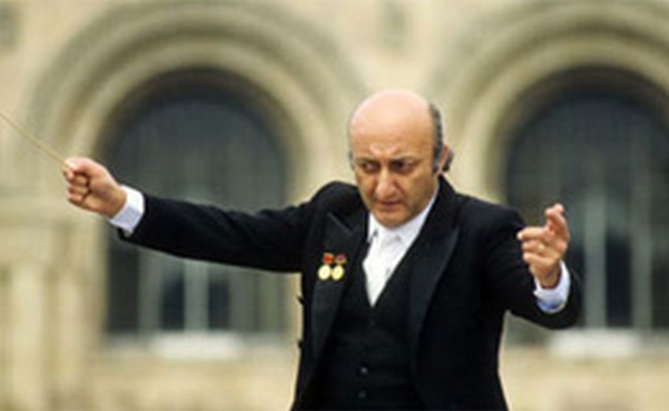 Минкульт Армении выпустит альбом к 85-летию дирижера Ованеса Чекиджяна