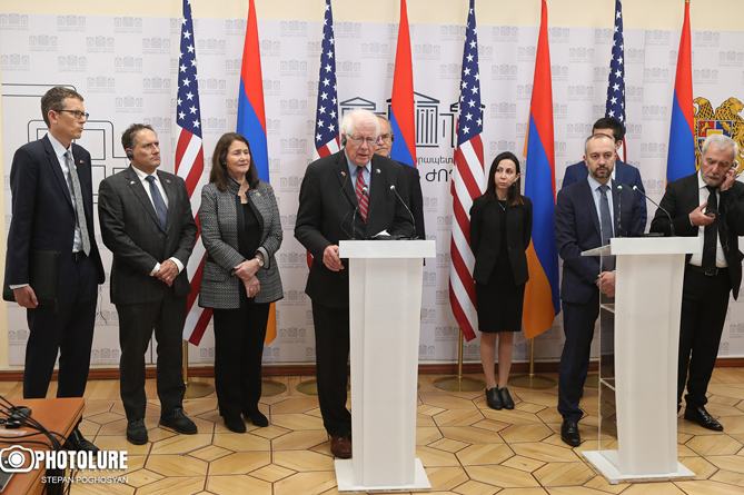 Баланс сил на Южном Кавказе меняется - конгрессмен Прайс