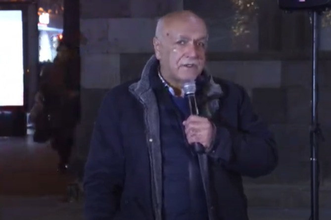 "Арцах зовет": в Ереване проходят митинг и шествие "Арцах зовет": в Ереване проходят митинг и шествие