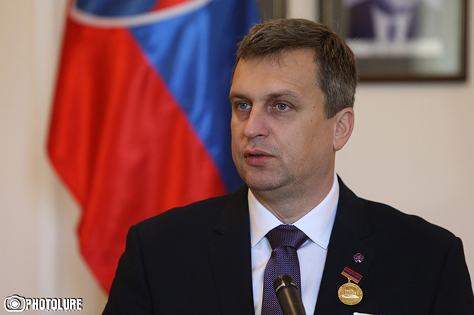 Спикер парламента Словакии о Геноциде армян: историю не нужно оплакивать, ее надо помнить и уважать