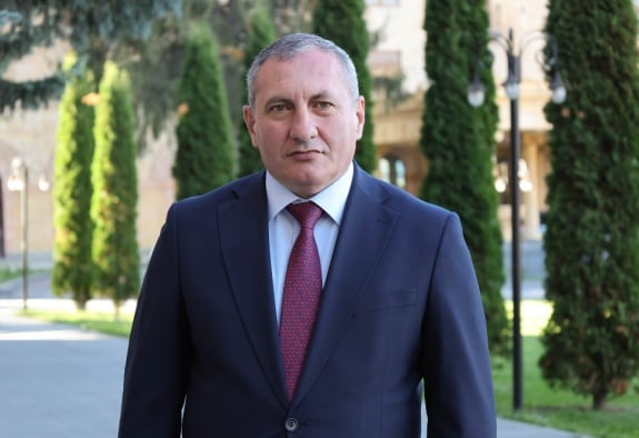 Արամ Ղազարյանը հրաժարական է տվել Լոռու մարզպետի պաշտոնից