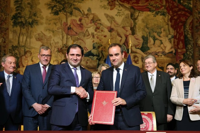 Ֆրանսիան ռադարներով և հրթիռներով կուժեղացնի Հայաստանի հակաօդային պաշտպանությունը. Ֆրանսիայի պաշտպանության նախարար Ֆրանսիան ռադարներով և հրթիռներով կուժեղացնի Հայաստանի հակաօդային պաշտպանությունը. Ֆրանսիայի պաշտպանության նախարար