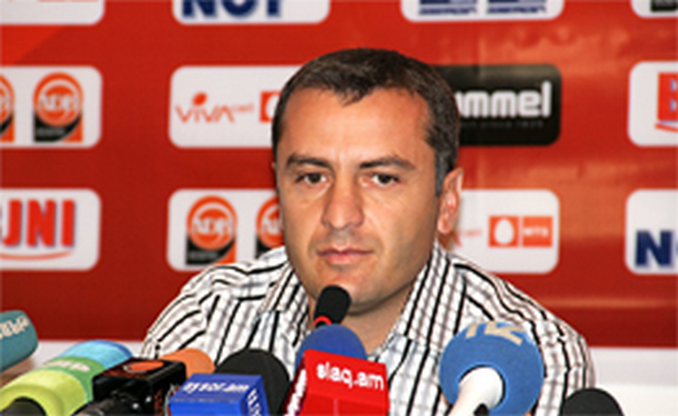 Наставника сборной Армении не интересует результат матча Словакия-Россия