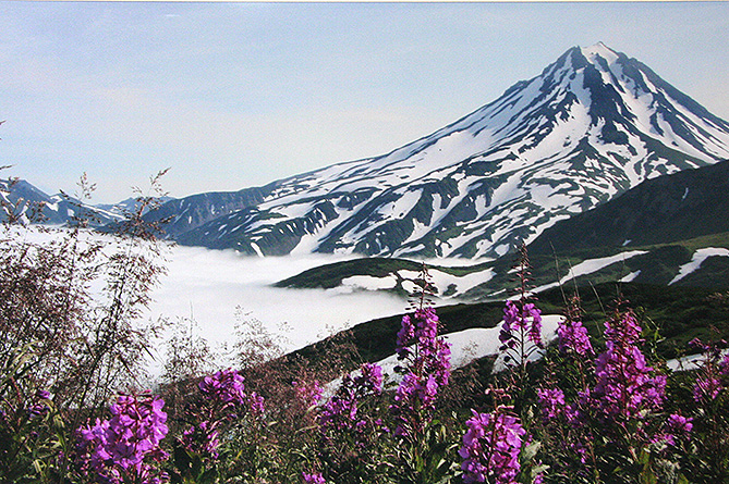 Unique landscapes from around the world - under blue sky of Yerevan-3