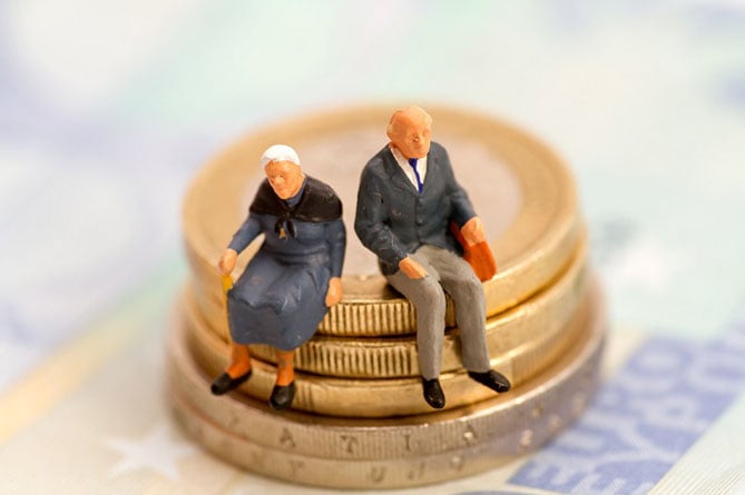 Минфин обещал не задерживать выплату пенсий и зарплат в Армении из-за внутриполитической ситуации Минфин обещал не задерживать выплату пенсий и зарплат в Армении из-за внутриполитической ситуации