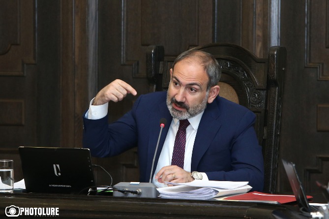 Премьер Армении об инциденте в Зартонке: не только уложим на асфальт, но и размажем по стенке (ВИДЕО) 