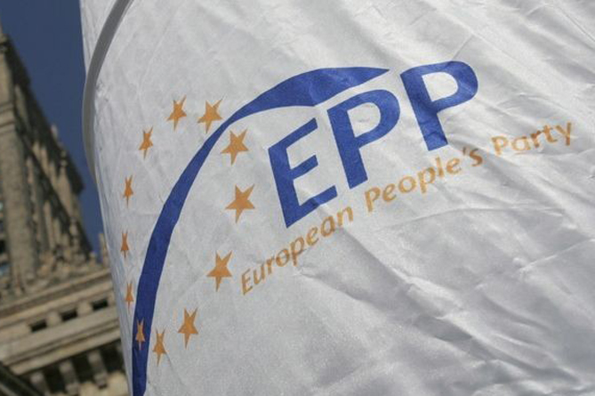 Европейская народная партия приняла срочную резолюцию в связи с карабахским конфликтом