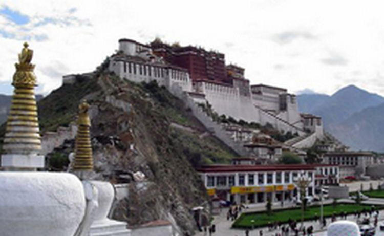 Найденная нацистами на Тибете буддийская статуя была сделана из метеорита - ученые