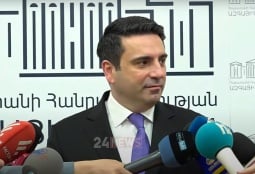 Ален Симонян не исключил продолжение обсуждений по мирному договору с Азербайджаном в формате глав государств и МИД 