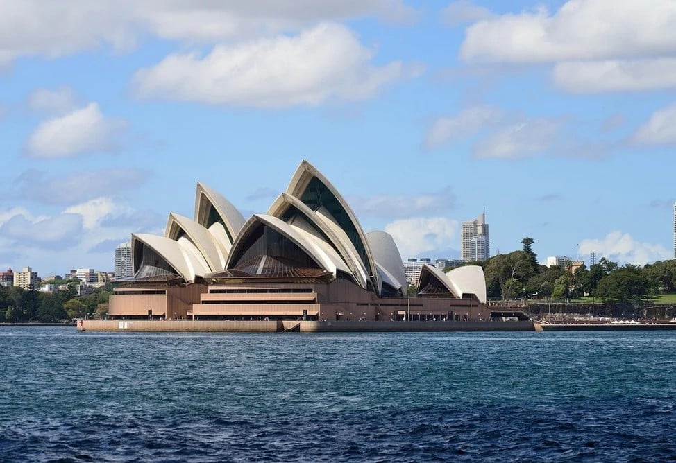 Австралии грозит дефицит дизеля из-за кризиса поставок