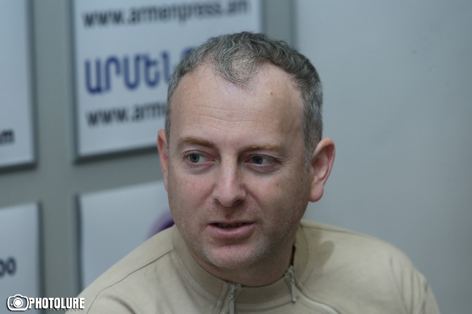Հայտնի բլոգեր Լապշինը` Հայաստանով շրջելու և Արցախ չմեկնելու մասին Հայտնի բլոգեր Լապշինը` Հայաստանով շրջելու և Արցախ չմեկնելու մասին