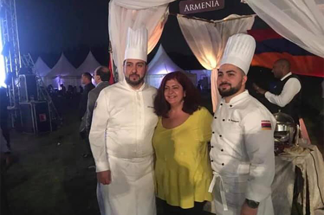 Арцахское блюдо признано лучшим в одной из номинаций на выставке Culinary Taste of Culture в Египте (ФОТО, ВИДЕО) Арцахское блюдо признано лучшим в одной из номинаций на выставке Culinary Taste of Culture в Египте (ФОТО, ВИДЕО)