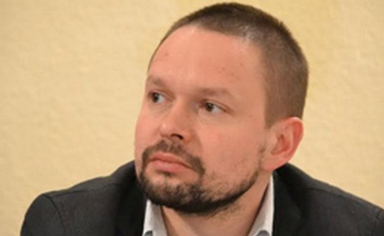 Баланс сил в зоне конфликта практически исключает новую большую войну в Карабахе - эксперт Баланс сил в зоне конфликта практически исключает новую большую войну в Карабахе - эксперт
