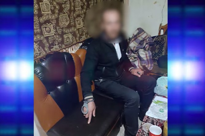 В Гюмри мужчина избил до смерти собутыльника и бросил тело в яму (ВИДЕО) В Гюмри мужчина избил до смерти собутыльника и бросил тело в яму (ВИДЕО)