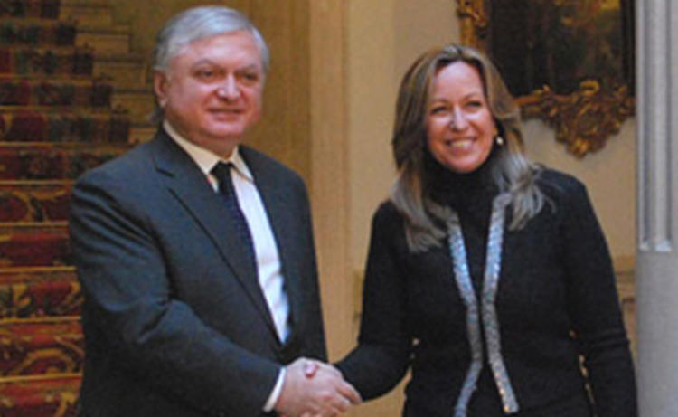 Испания готова укреплять сотрудничество с дружественной Арменией – глава МИД Испании