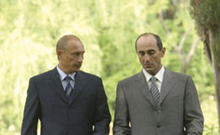 Путин заявляет о хороших перспективах роста товарооборота между Россией и Арменией