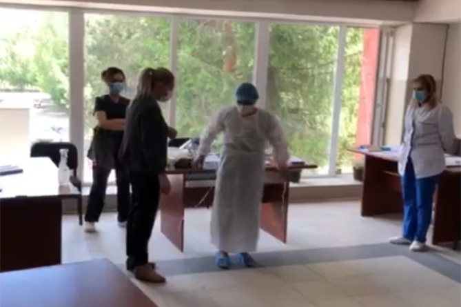 Պատրաստվում ենք կորոնավիրուսով հիվանդների, մասնավորապես տարեցների խնամքը հիվանդանոցից դուրս, մեկուսացված վայրում կազմակերպելու համար. նախարար (ՎԻԴԵՈ)