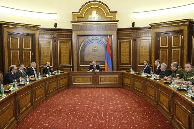 СРОЧНО! Пашинян предложил разместить международных наблюдателей на армяно-азербайджанской границе для разрешения ситуации и отвести ВС (ВИДЕО) СРОЧНО! Пашинян предложил разместить международных наблюдателей на армяно-азербайджанской границе для разрешения ситуации и отвести ВС (ВИДЕО)