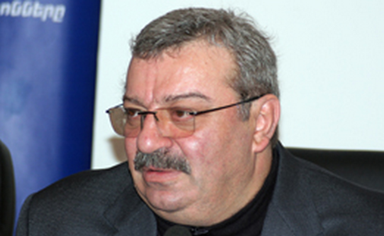 Собственник национального авиаперевозчика Армении не намерен продавать компанию [Версия 1]