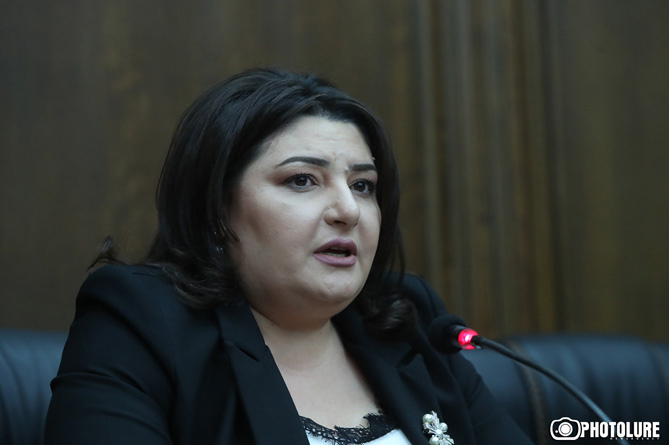 Партия Царукяна обратится в КС по вопросу правомерности ограничения права на свободу собраний в период ЧП Партия Царукяна обратится в КС по вопросу правомерности ограничения права на свободу собраний в период ЧП