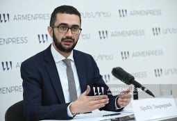 Более 9,4 тыс. вынужденных переселенцев из Арцаха подали заявления на гражданство Армении - МВД