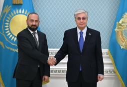 Мирзоян – Токаеву: Ереван готов подписать мирный договор с Баку при условии политической воли с обеих сторон