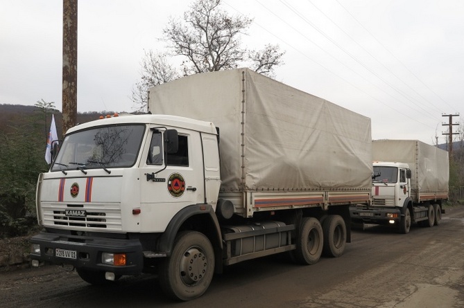 Россия доставила в Арцах новую партию гуманитарной помощи до холодов Россия доставила в Арцах новую партию гуманитарной помощи до холодов