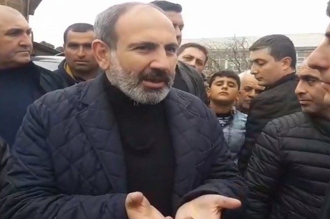 Пашинян в стихотворной форме выразил печаль после посещения села Ранчпар и отдал распоряжения госорганам Пашинян в стихотворной форме выразил печаль после посещения села Ранчпар и отдал распоряжения госорганам