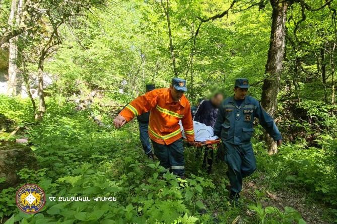 Ողբերգական դեպք Դիլիջանի «Թաքնված ջրվեժի» մոտ. երիտասարդը փորձել է օգնել ջուրն ընկած ընկերուհուն, սակայն մահացել է. ԿԱԴՐԵՐ ԴԵՊՔԻ ՎԱՅՐԻՑ Ողբերգական դեպք Դիլիջանի «Թաքնված ջրվեժի» մոտ. երիտասարդը փորձել է օգնել ջուրն ընկած ընկերուհուն, սակայն մահացել է. ԿԱԴՐԵՐ ԴԵՊՔԻ ՎԱՅՐԻՑ