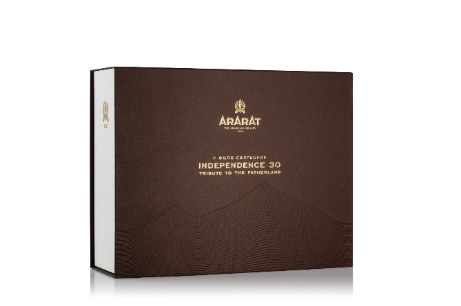 ЕКЗ выпустил лимитированное издание ARARAT Independence 30 к 30-летию независимости Армении (ФОТО) ЕКЗ выпустил лимитированное издание ARARAT Independence 30 к 30-летию независимости Армении (ФОТО)