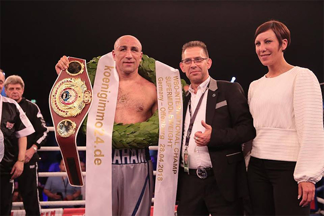 Артур Абрахам одержал победу над Нильсеном о завоевал пояс WBO International Артур Абрахам одержал победу над Нильсеном о завоевал пояс WBO International