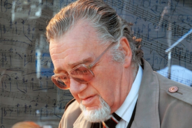 Один из членов Совета старейшин Еревана госпитализирован  после драки на заседании