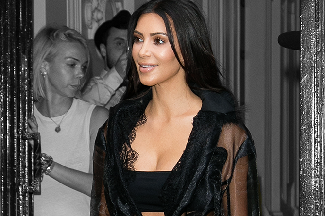 Кардашян считает себя виновной в ограблении в парижском отеле 