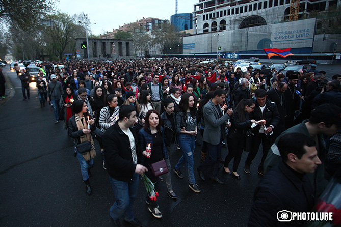 "March of Silence" in memory of heroes killed in Karabakh takes place in Yerevan-0