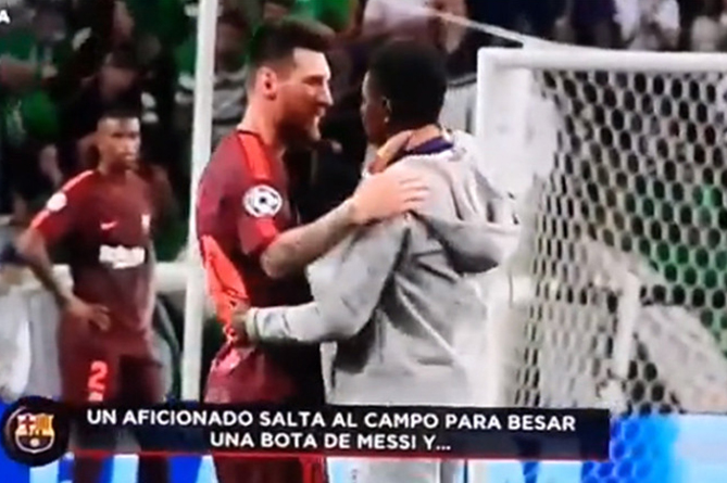 Երկրպագուն վազելով մտել է դաշտ և համբուրել Մեսսիի մարզակոշիկը (ՎԻԴԵՈ)