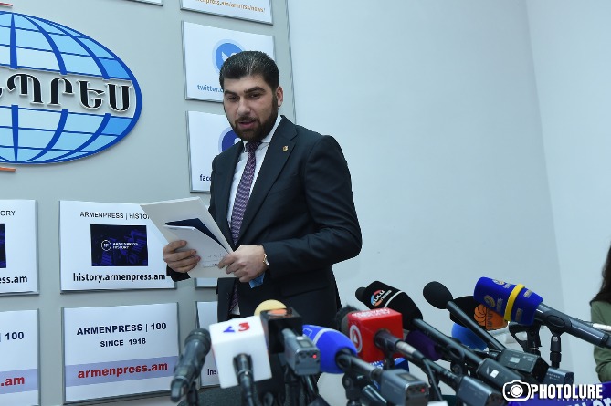 Спикер парламента прокомментировал обвинение, выдвинутое главе Госконтрольной службы Армении 