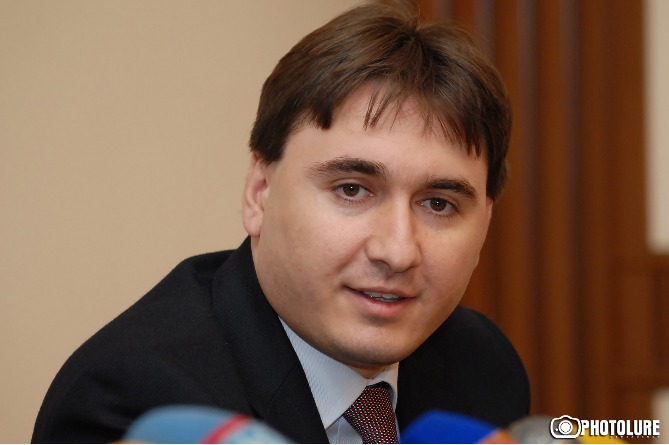 Адвокат экс-вице-премьера Армена Геворкяна в знак протеста покинула заседание суда