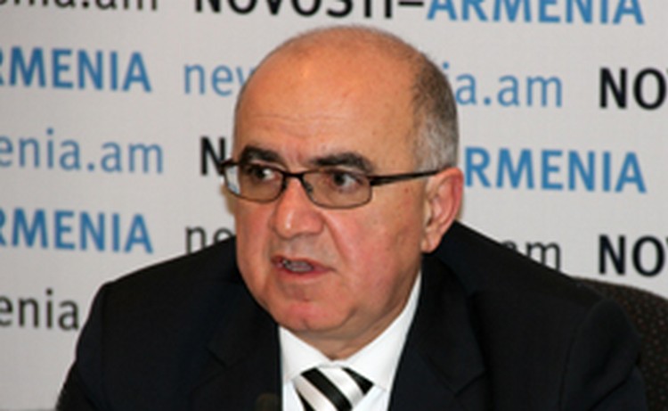 Договор с ФМС РФ позволит гражданам Армении работать в России без дополнительных административных барьеров