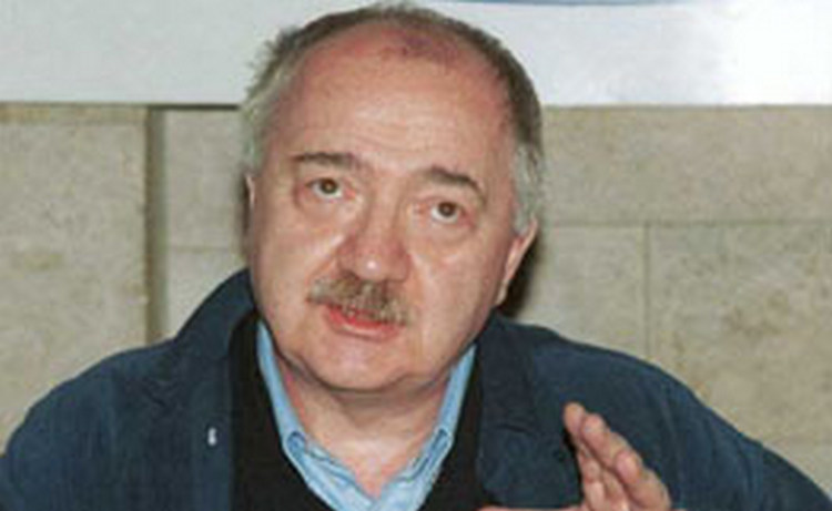 Ռոբերտ Ստուրուան ազատվել է Թբիլիսիի Շոթա Ռուսթավելու անվան թատրոնի գեղարվեստական ղեկավարի պաշտոնից